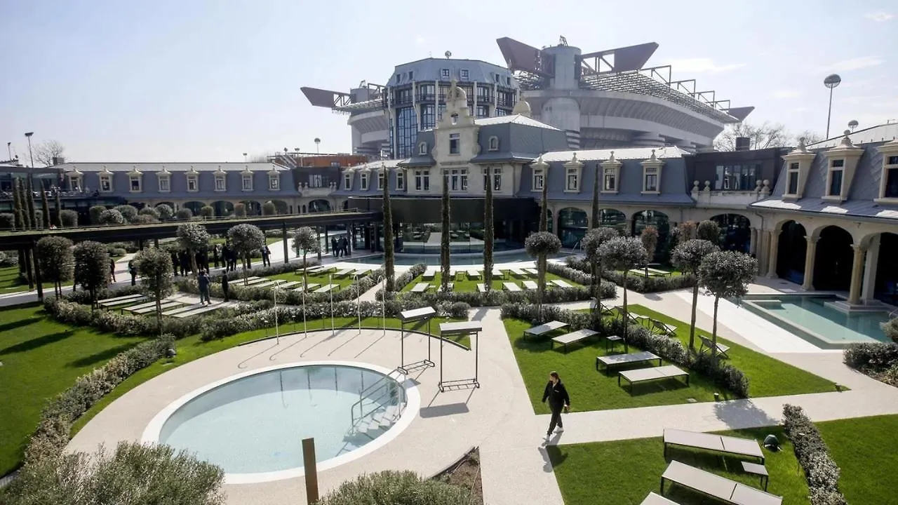 Cozy Stay San Siro Stadium & Spa Escape 0*, Milan